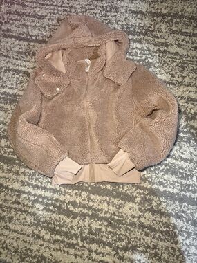 ALO Yoga Kids Plush Hooded Teddy Jacket - Taupe